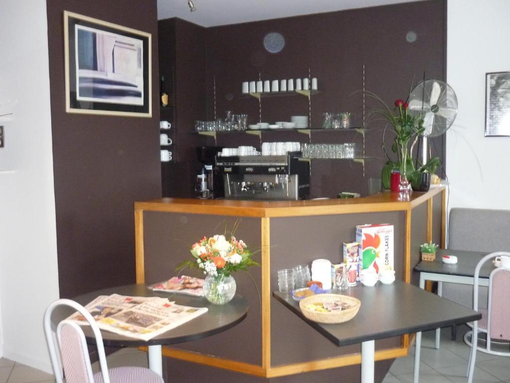 Carbon-Blanc Hotel Entre 2 Mers Proche Bordeaux المظهر الخارجي الصورة